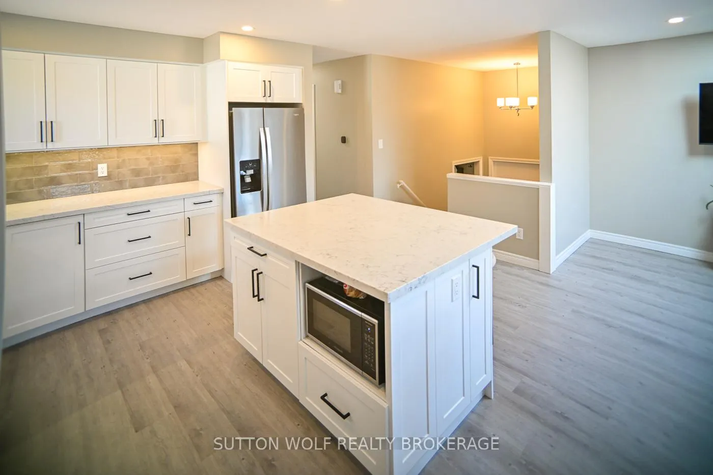 Photo 5 of 2272 Bentim Road, Strathroy-Caradoc, Mount Brydges — HOMEH