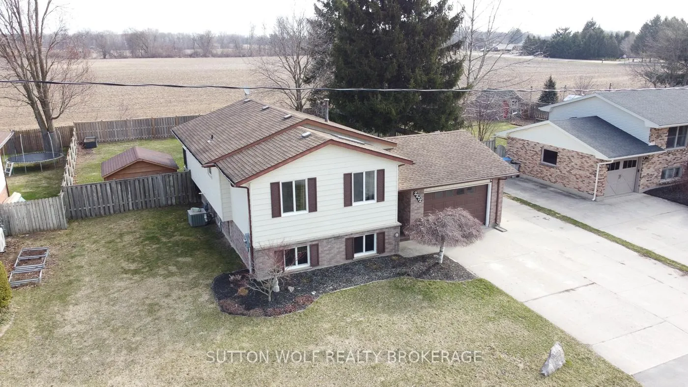 Photo 43 of 2272 Bentim Road, Strathroy-Caradoc, Mount Brydges — HOMEH