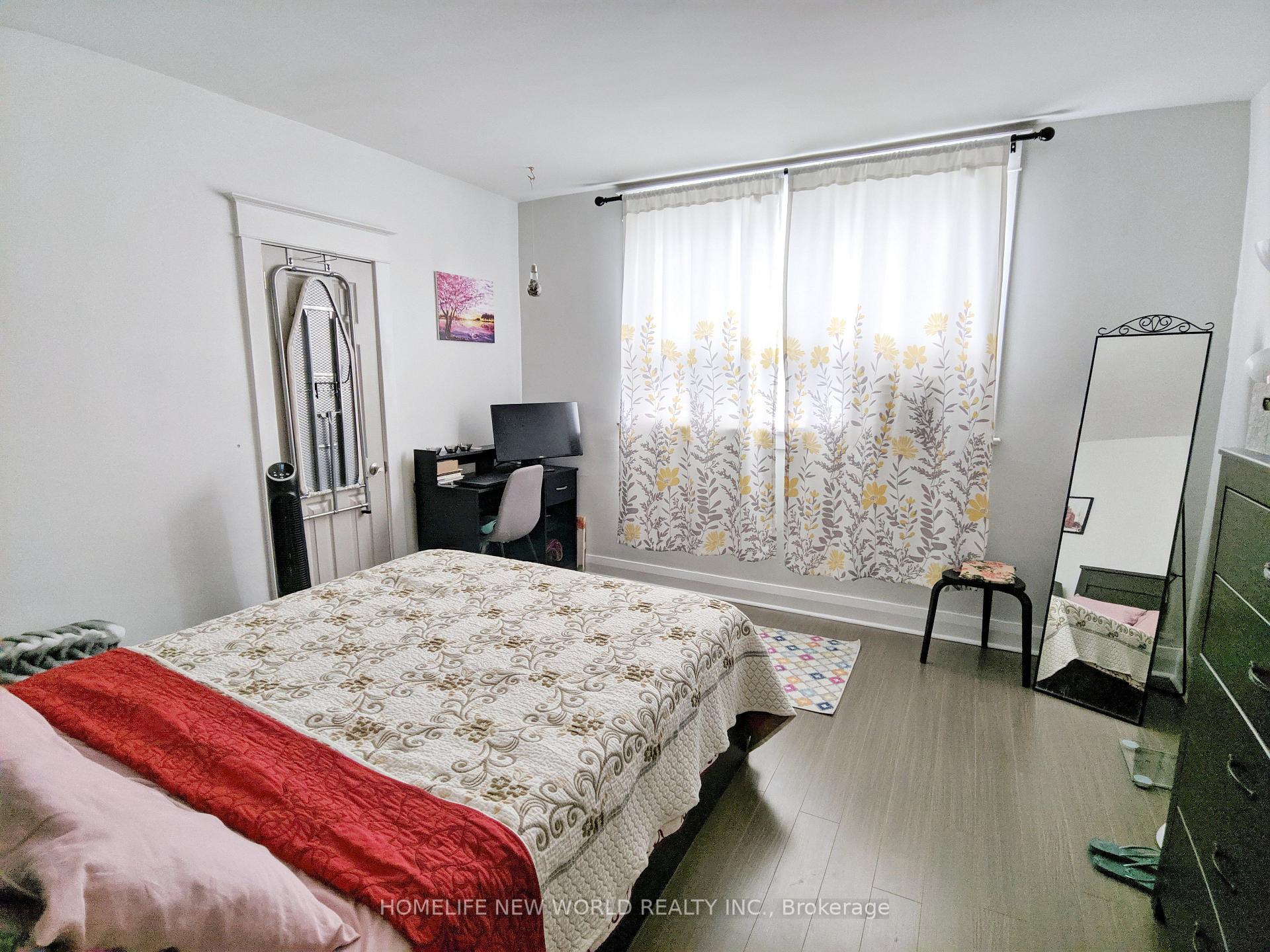 Photo 7 of Unit 2nd, 566 Glebeholme Boulevard, Toronto, Danforth — HOMEH