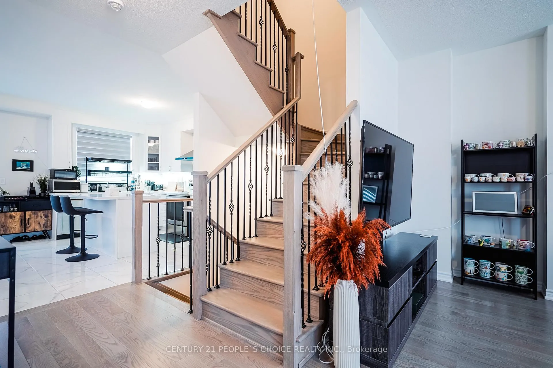 Photo 10 of 41 Minnock Street W, Caledon, Rural Caledon — HOMEH