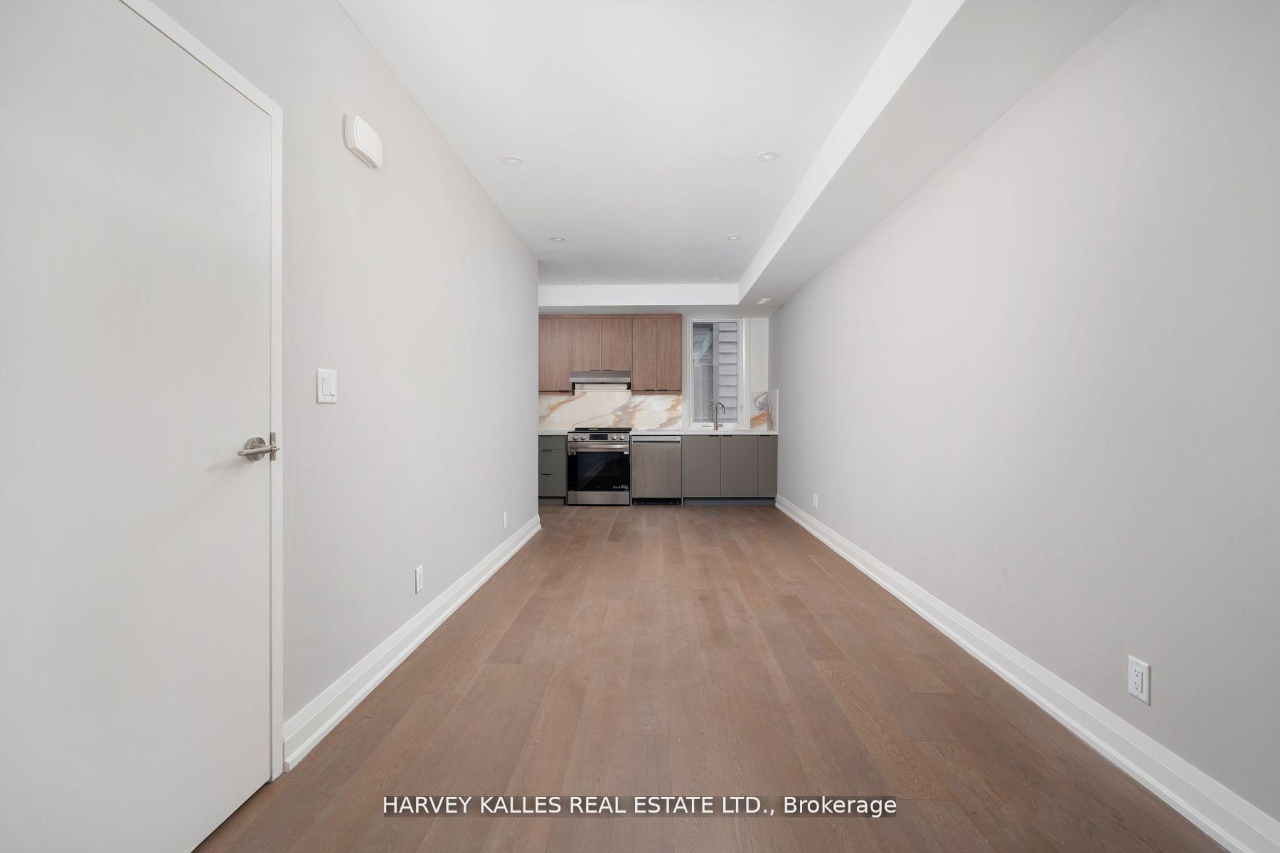 Photo 2 of Unit 2 (MainFloor), 24 Sullivan Street, Toronto, Kensington-Chinatown — HOMEH