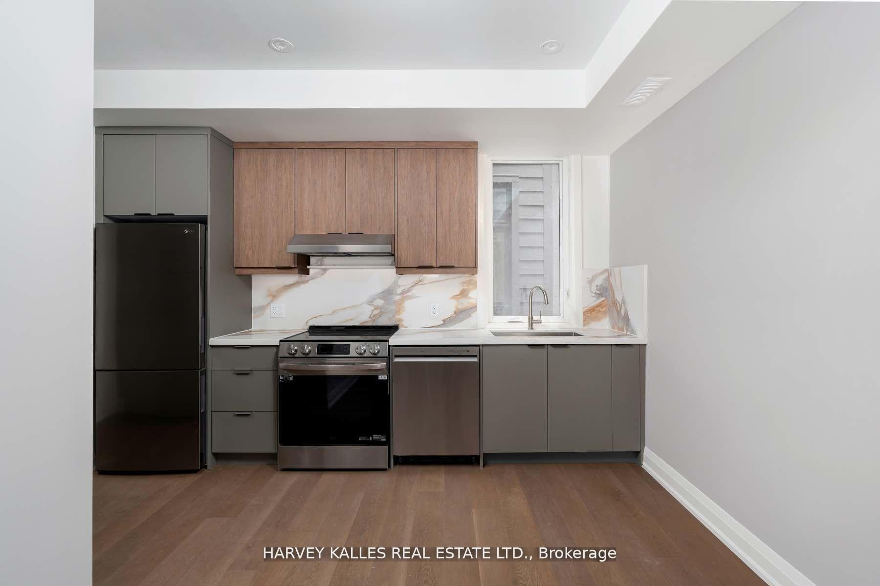 Photo 3 of Unit 2 (MainFloor), 24 Sullivan Street, Toronto, Kensington-Chinatown — HOMEH