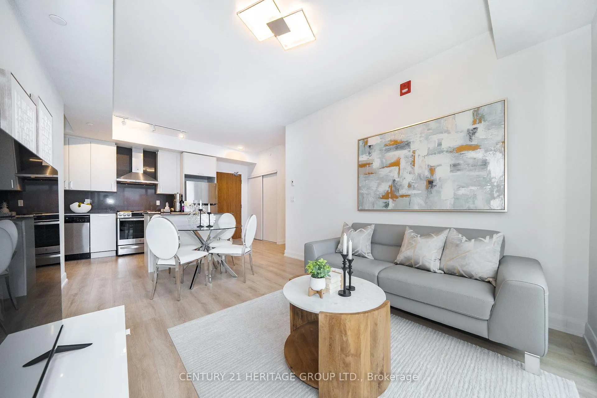 Photo 17 of Unit 610, 385 Osler Street, Toronto, Weston-Pellam Park — HOMEH