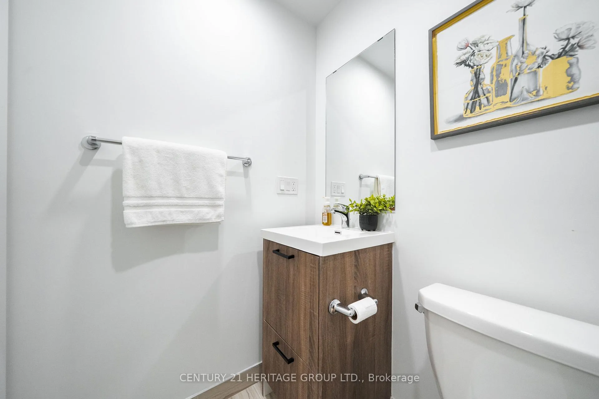 Photo 20 of Unit 610, 385 Osler Street, Toronto, Weston-Pellam Park — HOMEH