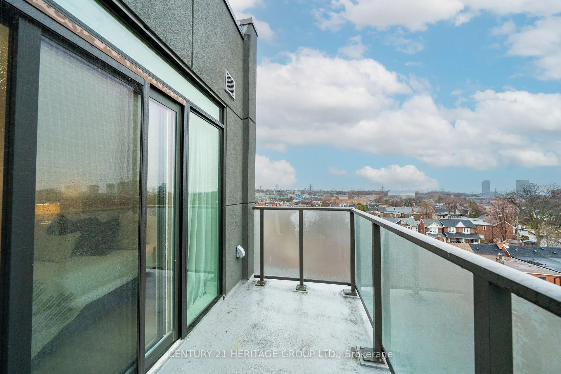 Photo 32 of Unit 610, 385 Osler Street, Toronto, Weston-Pellam Park — HOMEH