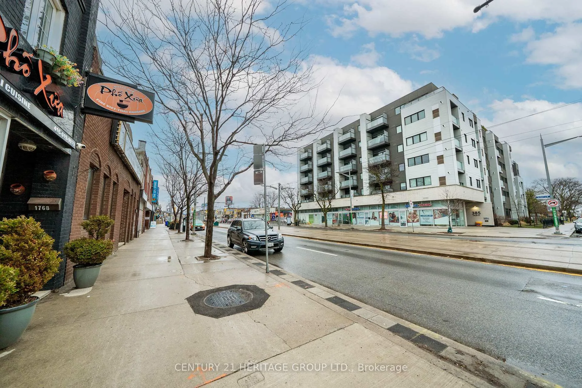 Photo 33 of Unit 610, 385 Osler Street, Toronto, Weston-Pellam Park — HOMEH