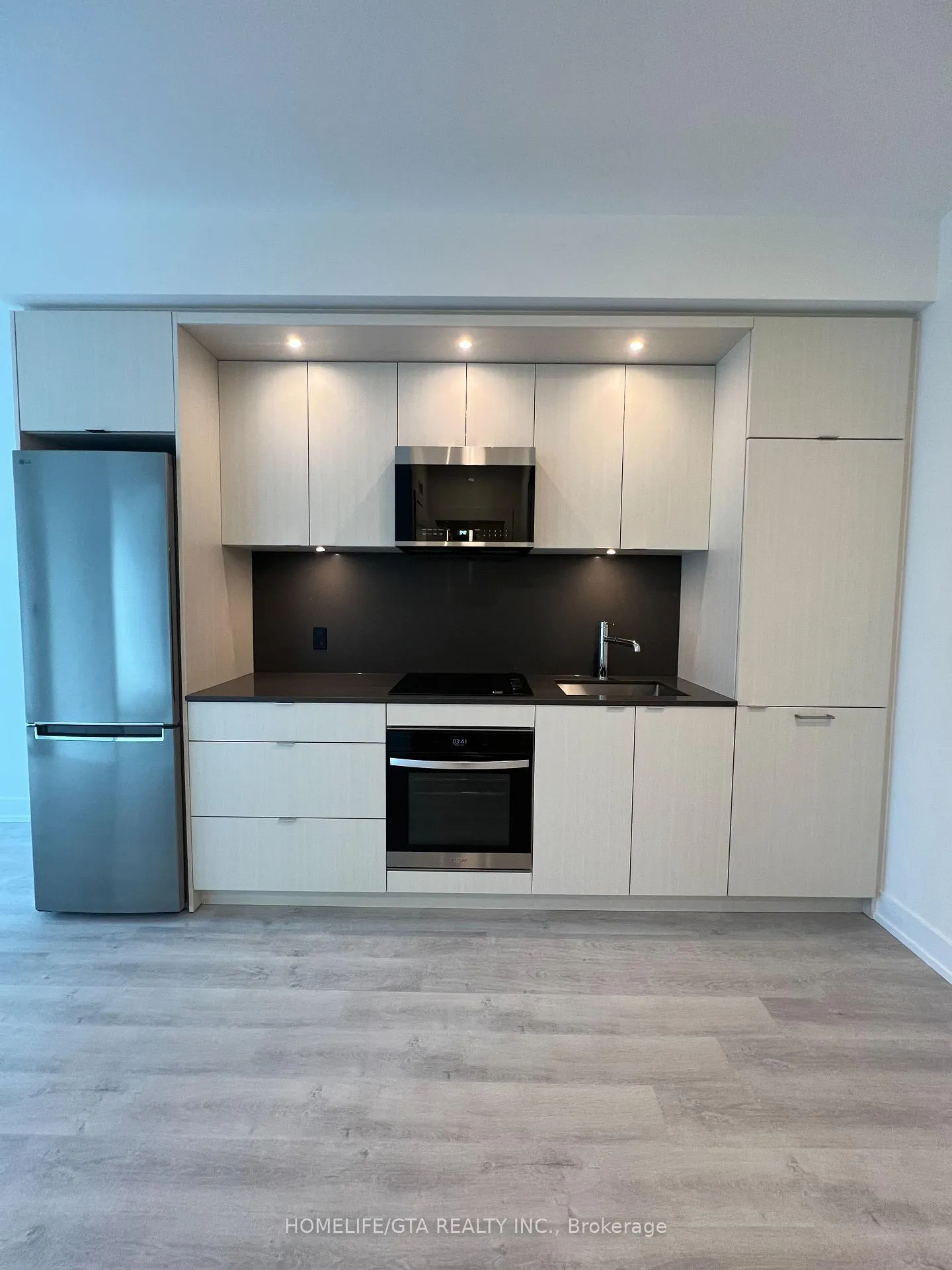 Photo 2 of Unit 1805, 60 Central Park Roadway, Etobicoke, Islington-City Centre West — HOMEH