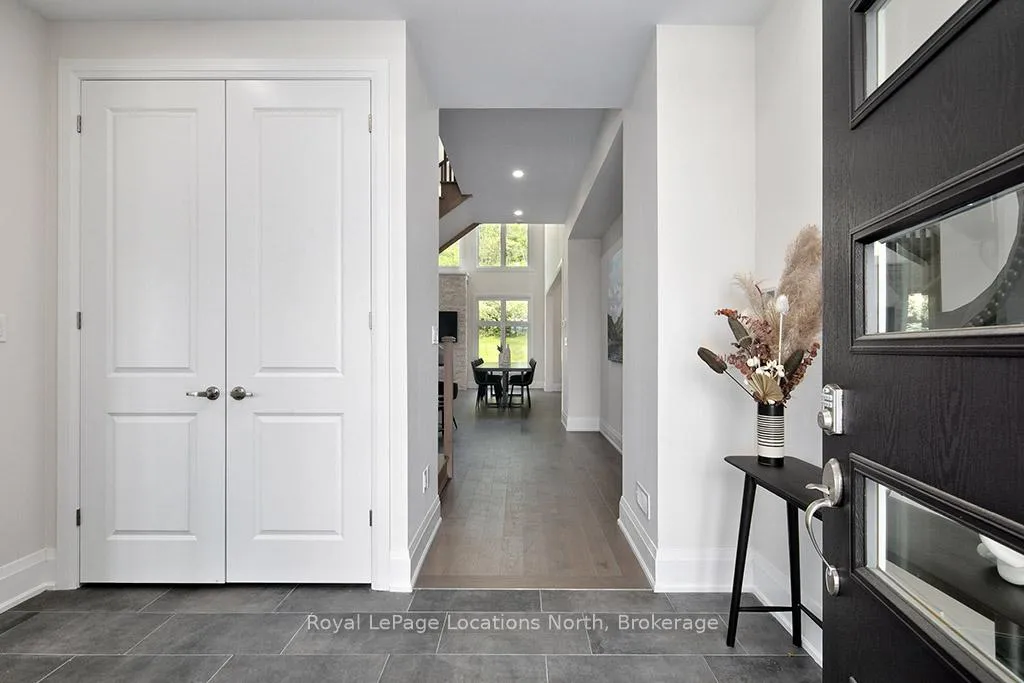 Photo 3 of 130 Dorothy Drive, Blue Mountains — HOMEH