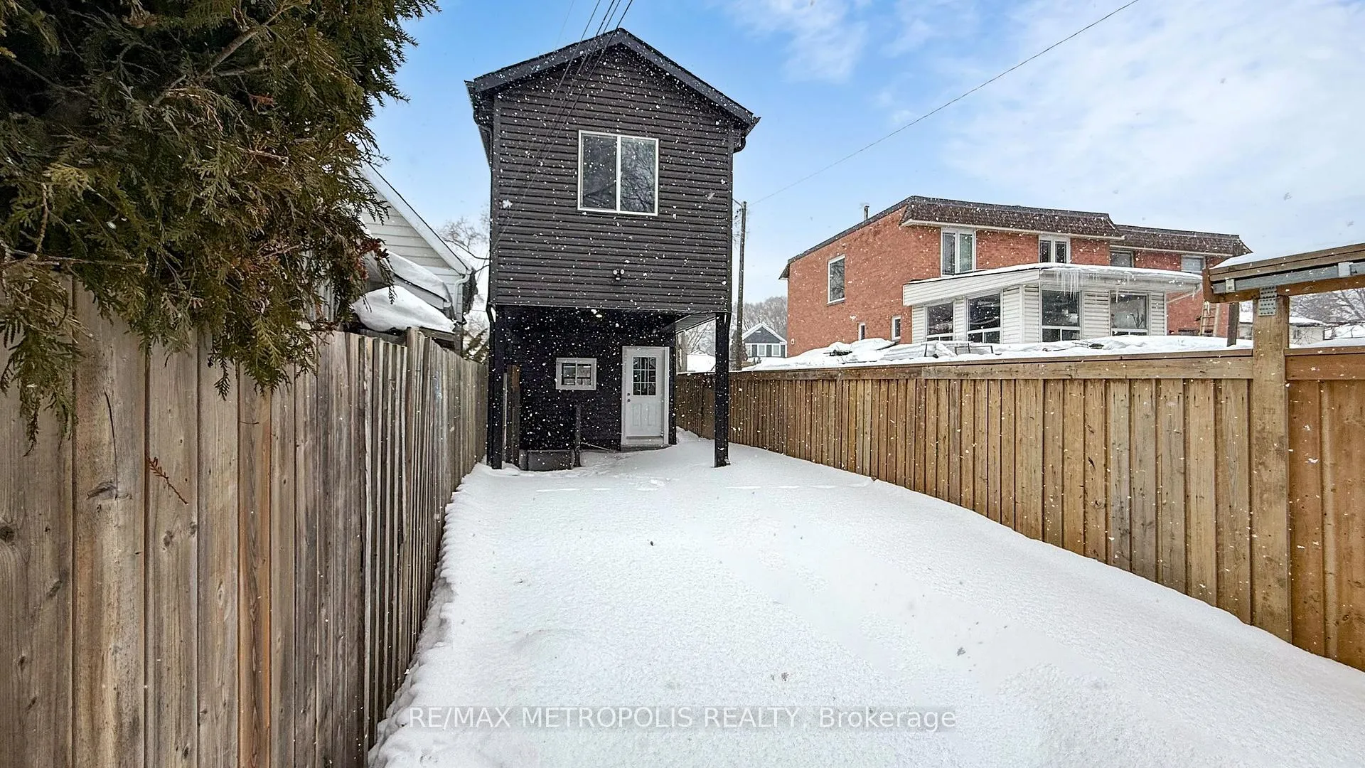 Photo 28 of 15 Eileen Avenue, Toronto, Rockcliffe-Smythe — HOMEH