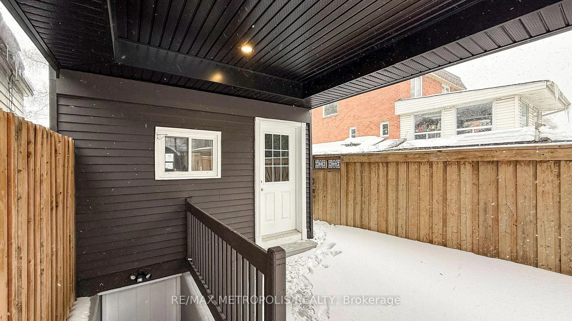 Photo 30 of 15 Eileen Avenue, Toronto, Rockcliffe-Smythe — HOMEH
