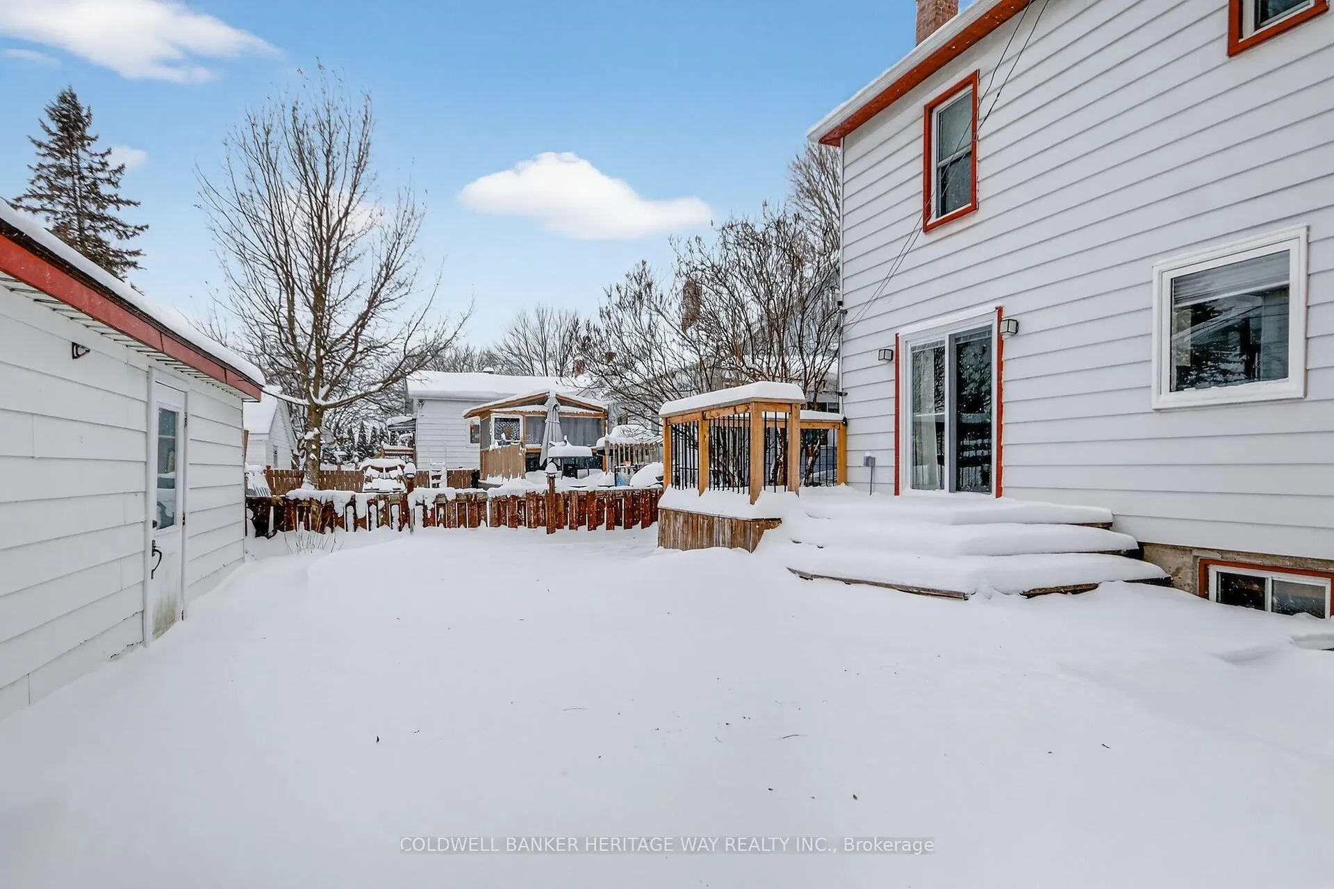 Photo 5 of 1009 Third Street E, Cornwall — HOMEH