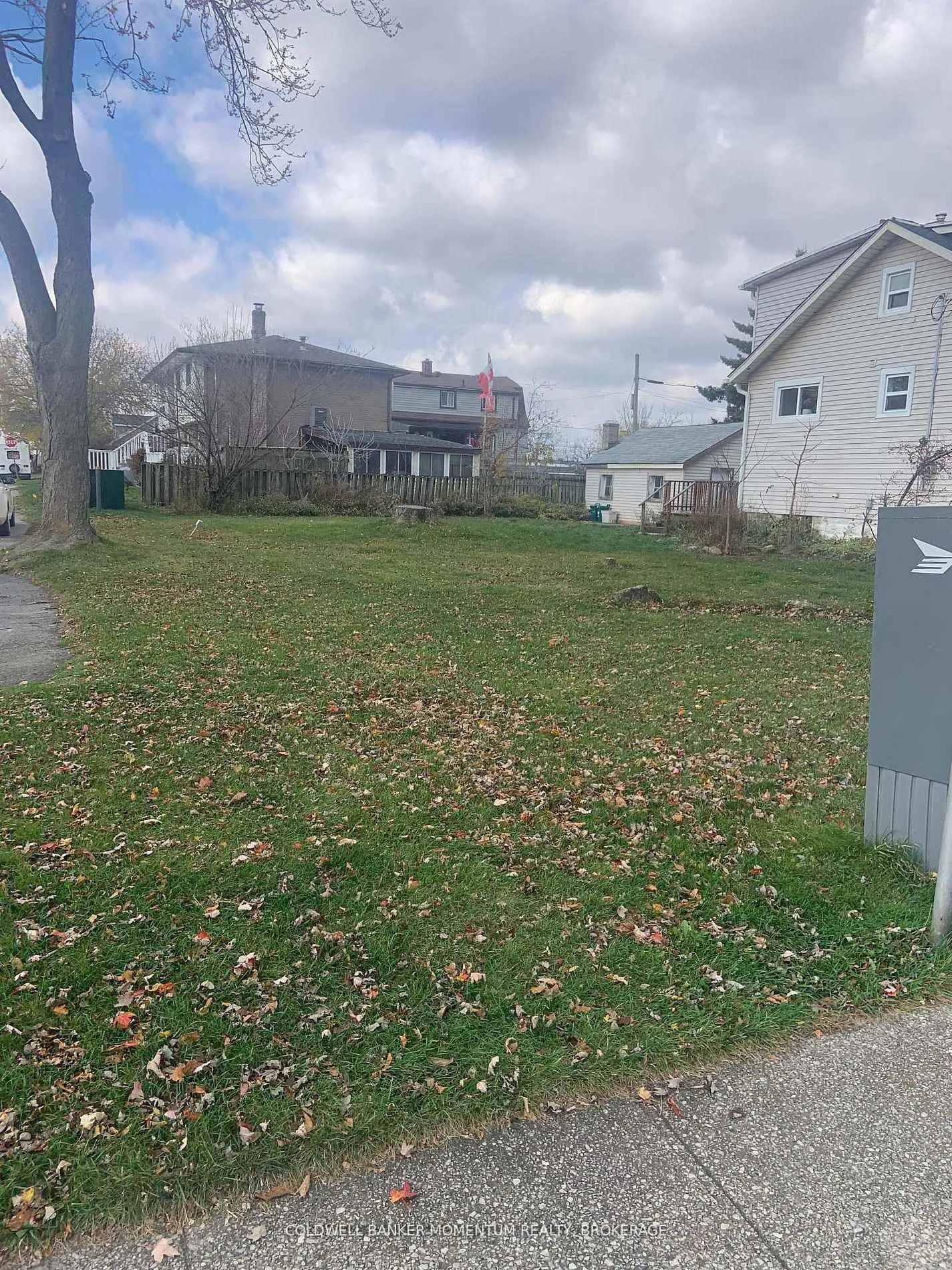 Photo 3 of 652 Steele Street, Port Colborne, Main Street — HOMEH