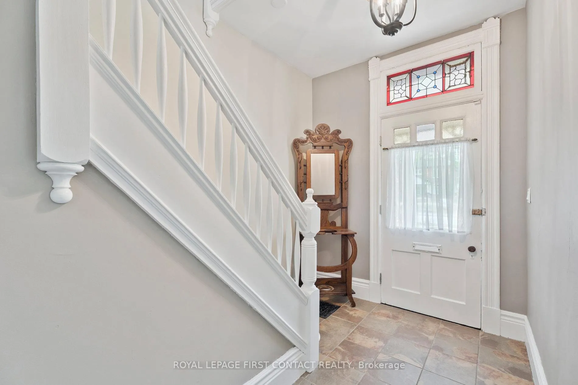 Photo 8 of 55 Burton Avenue, Barrie, Allandale — HOMEH