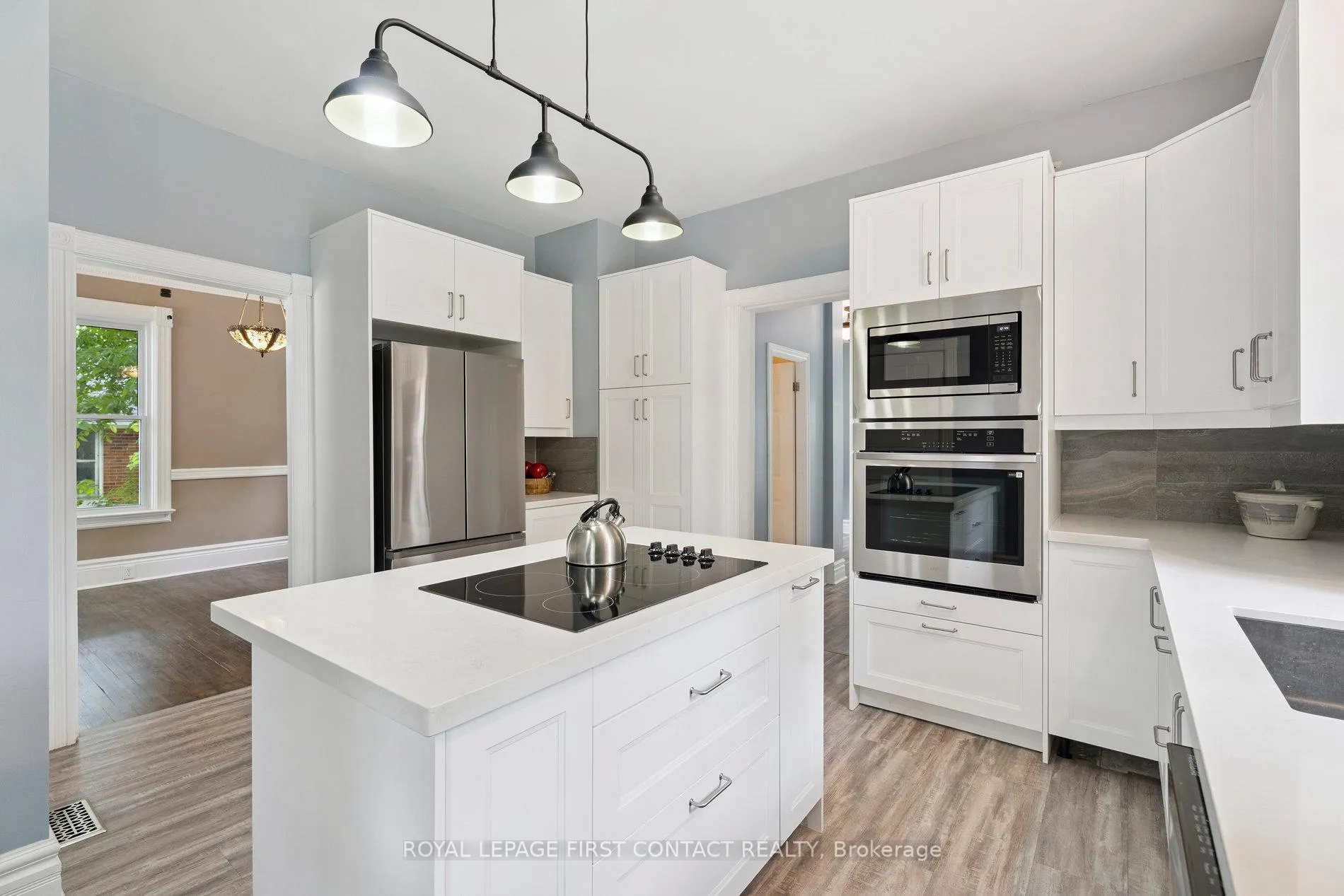 Photo 13 of 55 Burton Avenue, Barrie, Allandale — HOMEH