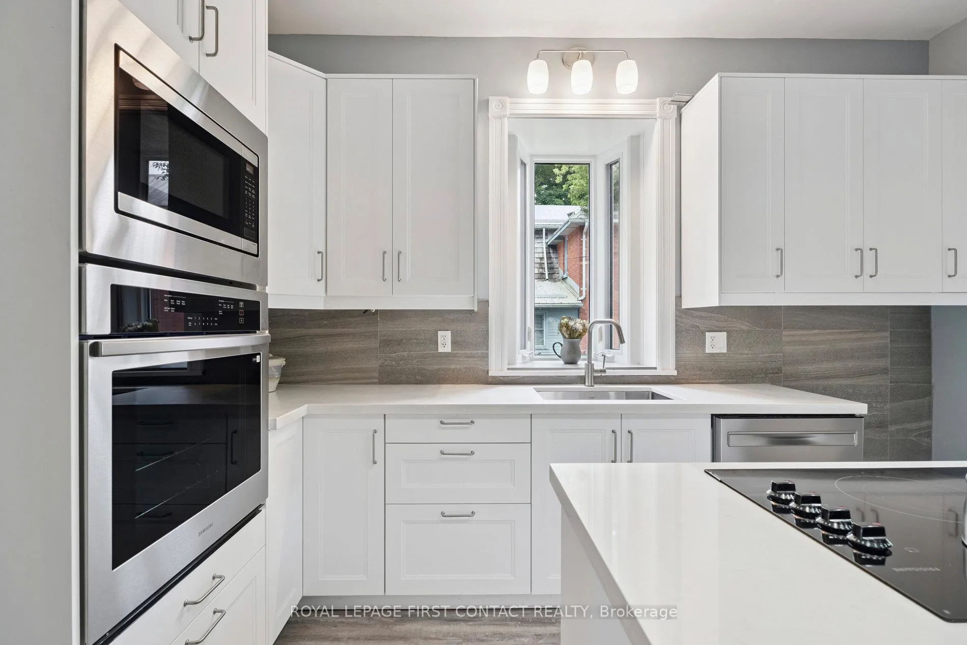 Photo 14 of 55 Burton Avenue, Barrie, Allandale — HOMEH