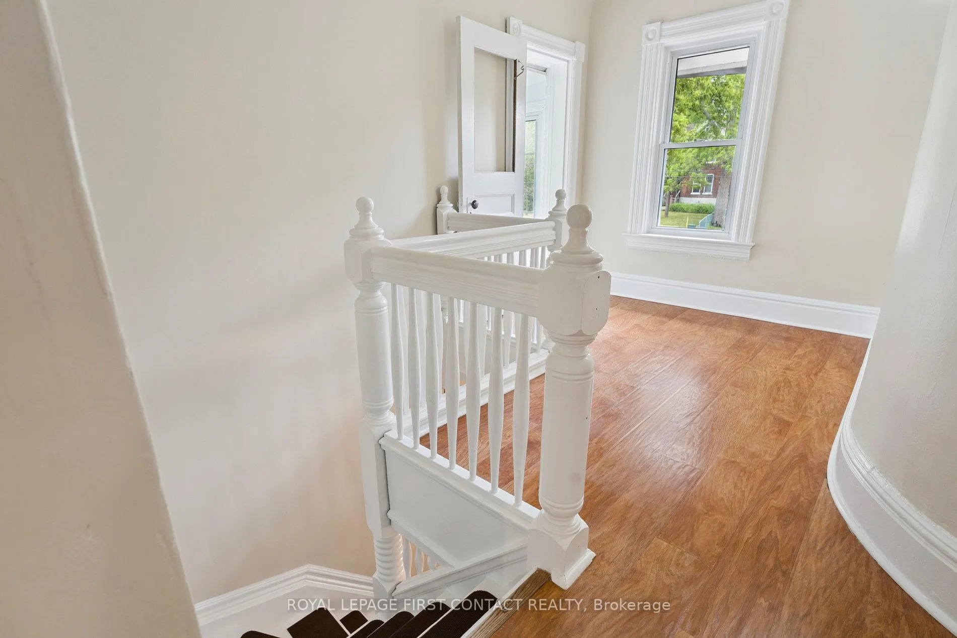 Photo 18 of 55 Burton Avenue, Barrie, Allandale — HOMEH