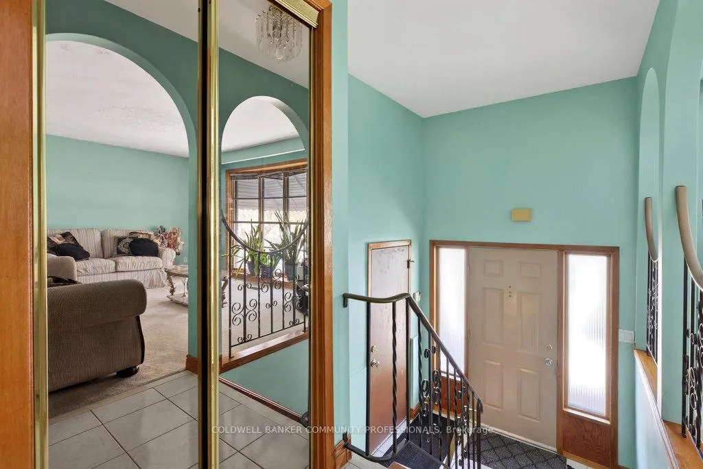Photo 8 of 178 Marcella Crescent, Hamilton, Gershome — HOMEH