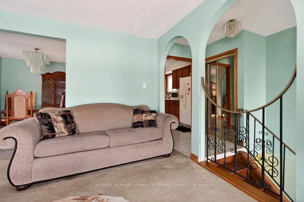 Photo 15 of 178 Marcella Crescent, Hamilton, Gershome — HOMEH
