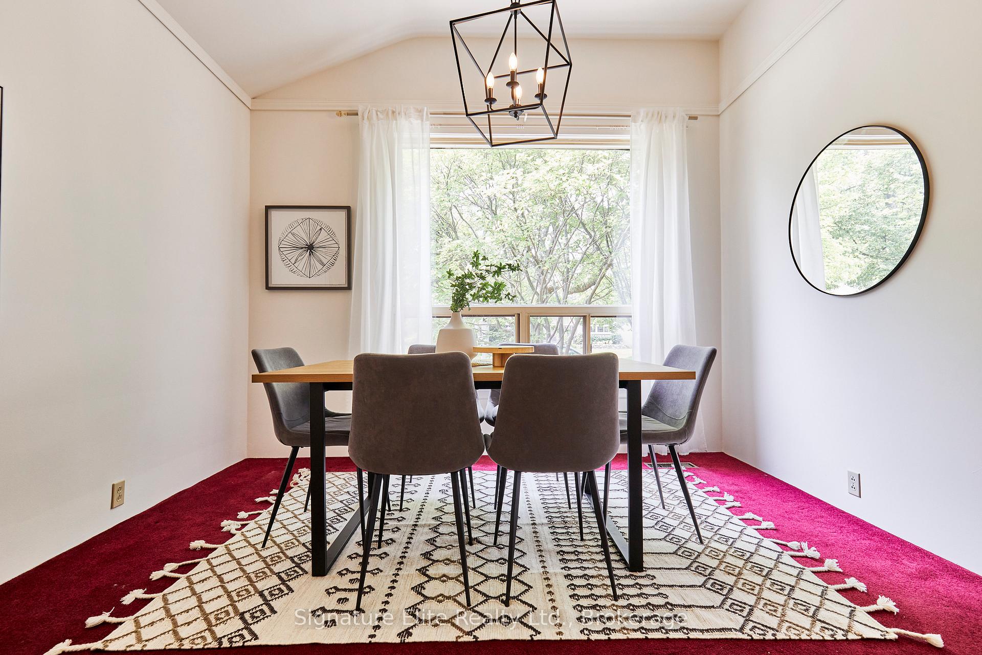 Photo 6 of 25 Farmbrook Road, Scarborough, Woburn — HOMEH