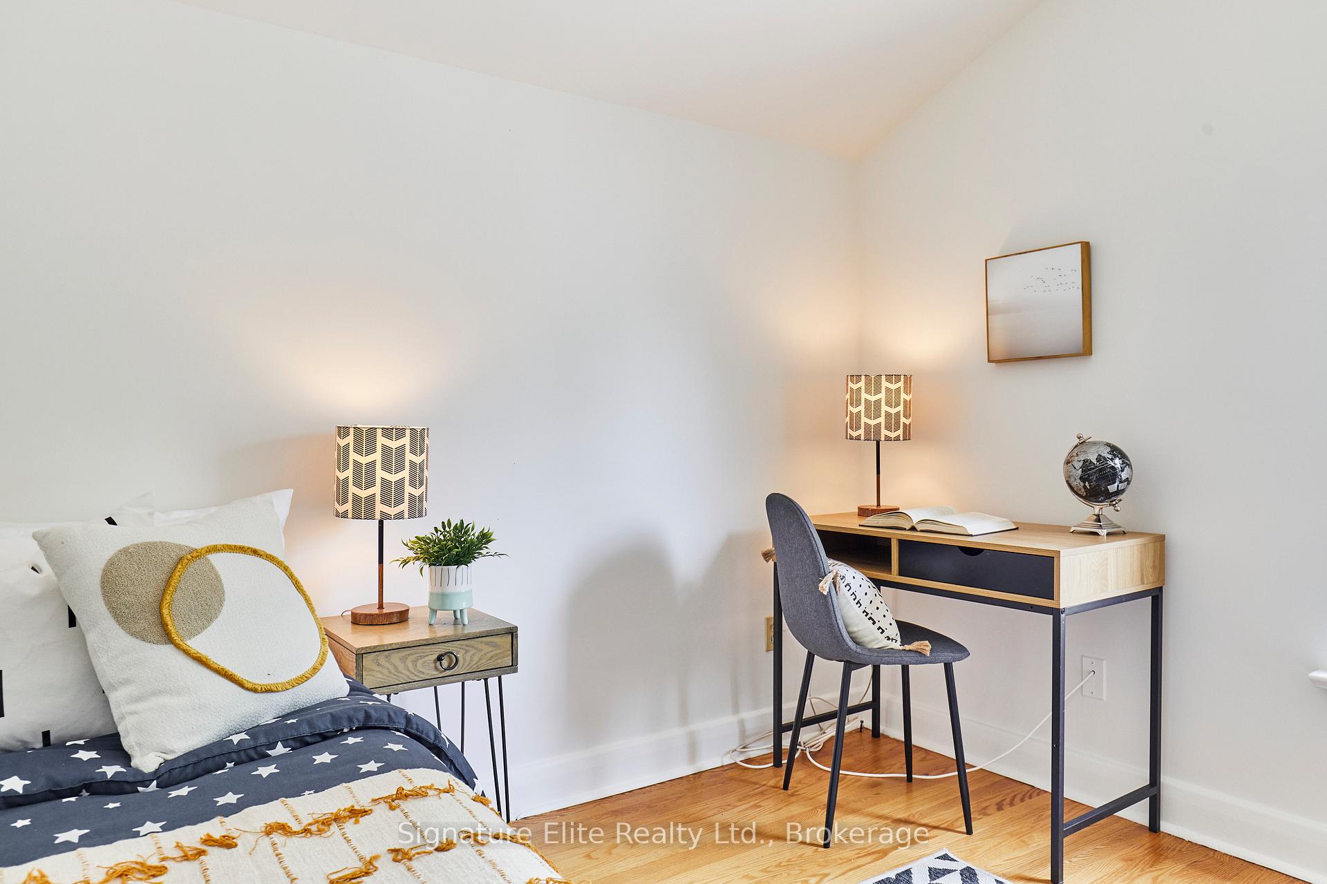 Photo 22 of 25 Farmbrook Road, Scarborough, Woburn — HOMEH