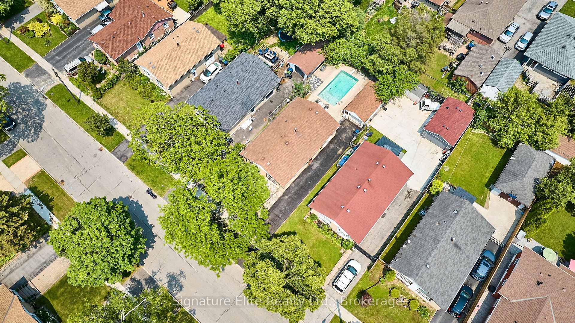 Photo 31 of 25 Farmbrook Road, Scarborough, Woburn — HOMEH