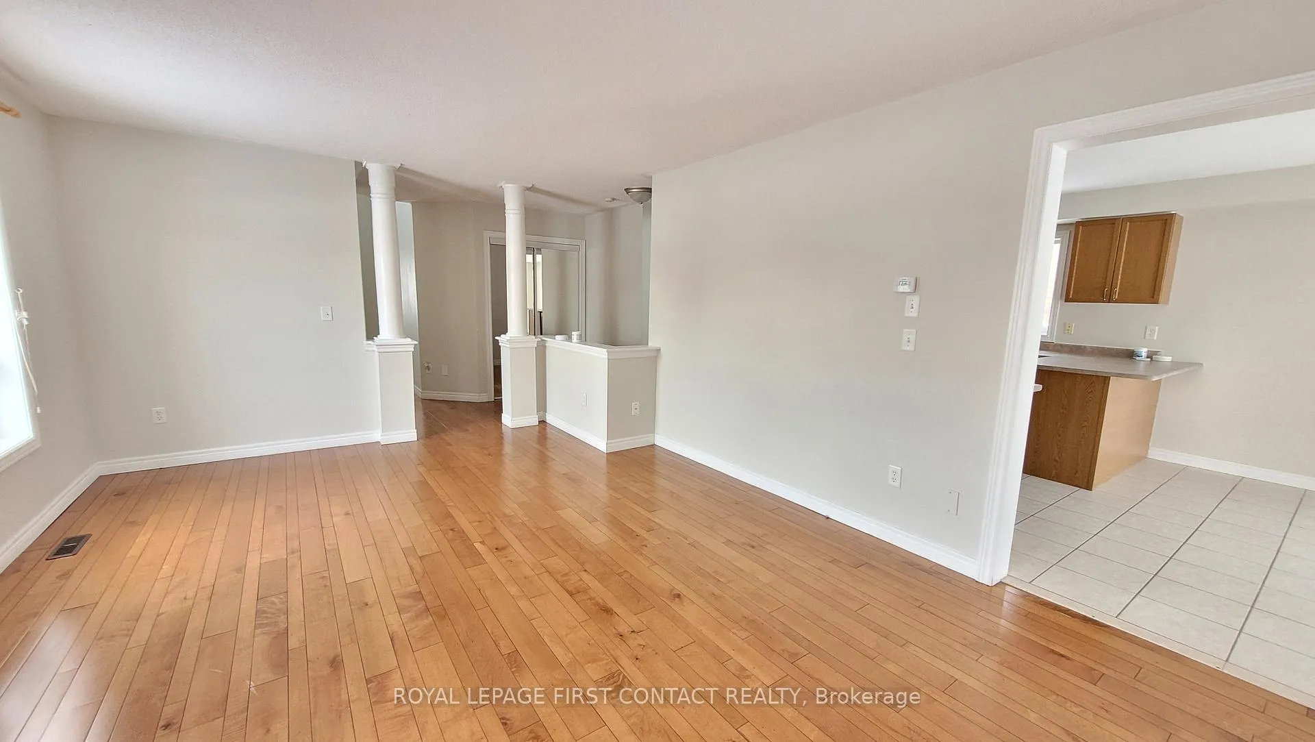 Photo 6 of Unit UPPER, 58 Lake Crescent, Barrie, Holly — HOMEH