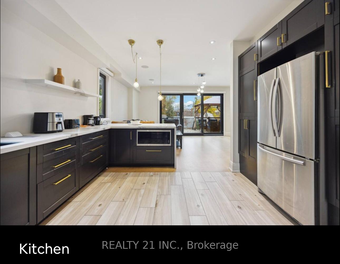Photo 11 of 98 Preston Street, Scarborough, Birchcliffe-Cliffside — HOMEH