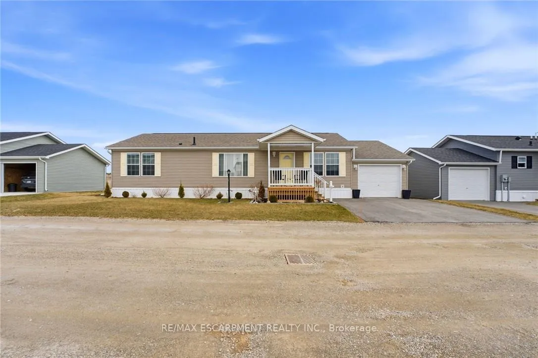 Photo 1 of 20 Hickory Hollow, Haldimand, Nanticoke — HOMEH