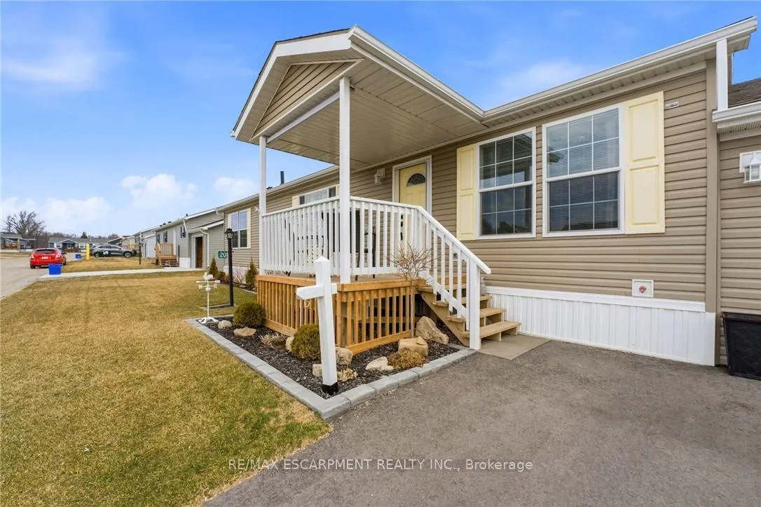 Photo 10 of 20 Hickory Hollow, Haldimand, Nanticoke — HOMEH