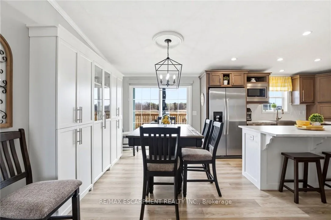 Photo 23 of 20 Hickory Hollow, Haldimand, Nanticoke — HOMEH