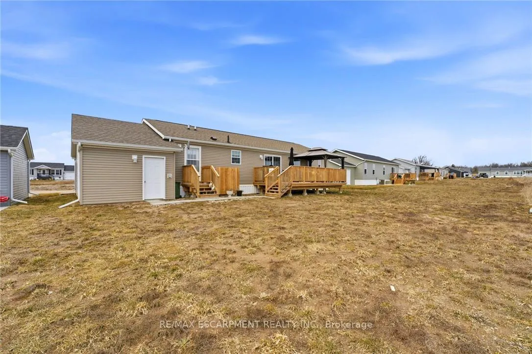 Photo 31 of 20 Hickory Hollow, Haldimand, Nanticoke — HOMEH