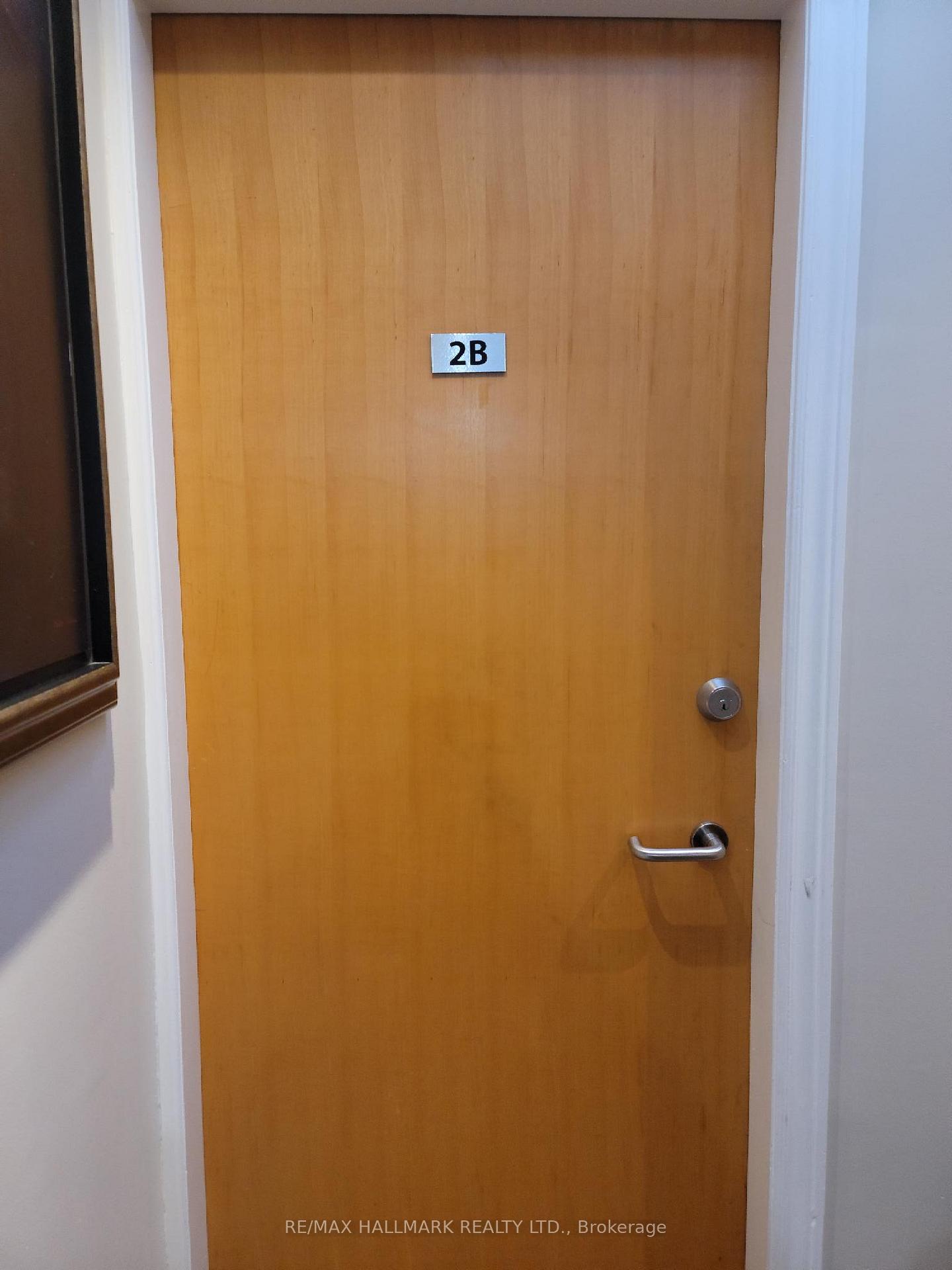 Photo 2 of Unit 2B, 8 St. Joseph Street, Toronto, Bay Street Corridor — HOMEH