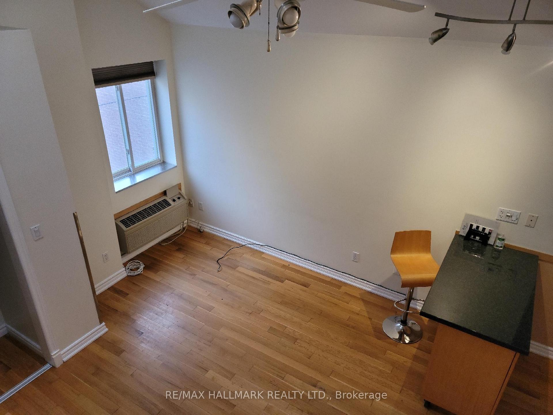 Photo 8 of Unit 2B, 8 St. Joseph Street, Toronto, Bay Street Corridor — HOMEH
