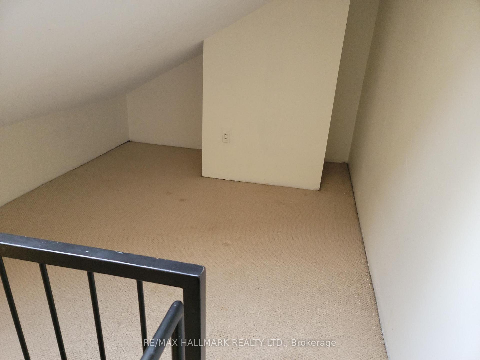 Photo 10 of Unit 2B, 8 St. Joseph Street, Toronto, Bay Street Corridor — HOMEH