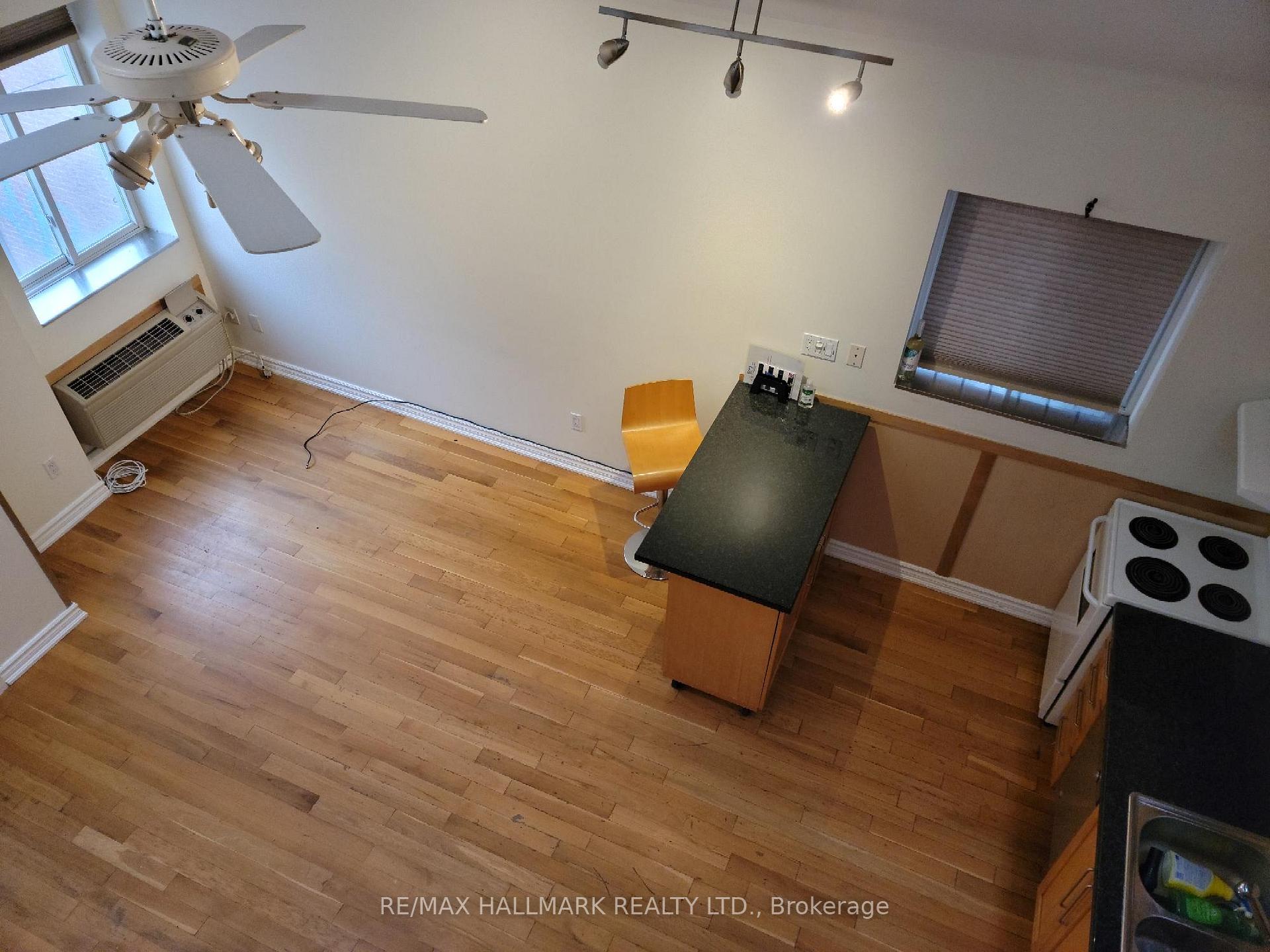 Photo 11 of Unit 2B, 8 St. Joseph Street, Toronto, Bay Street Corridor — HOMEH
