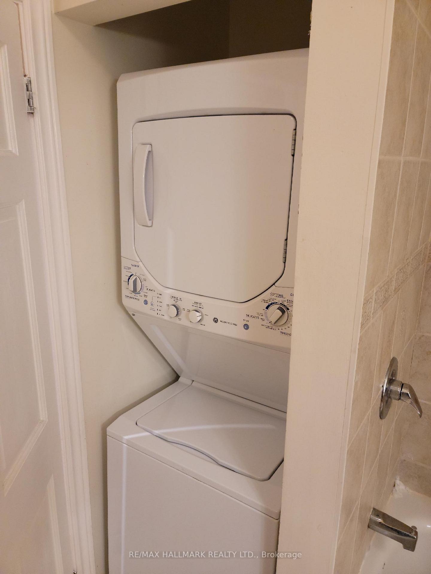 Photo 18 of Unit 2B, 8 St. Joseph Street, Toronto, Bay Street Corridor — HOMEH