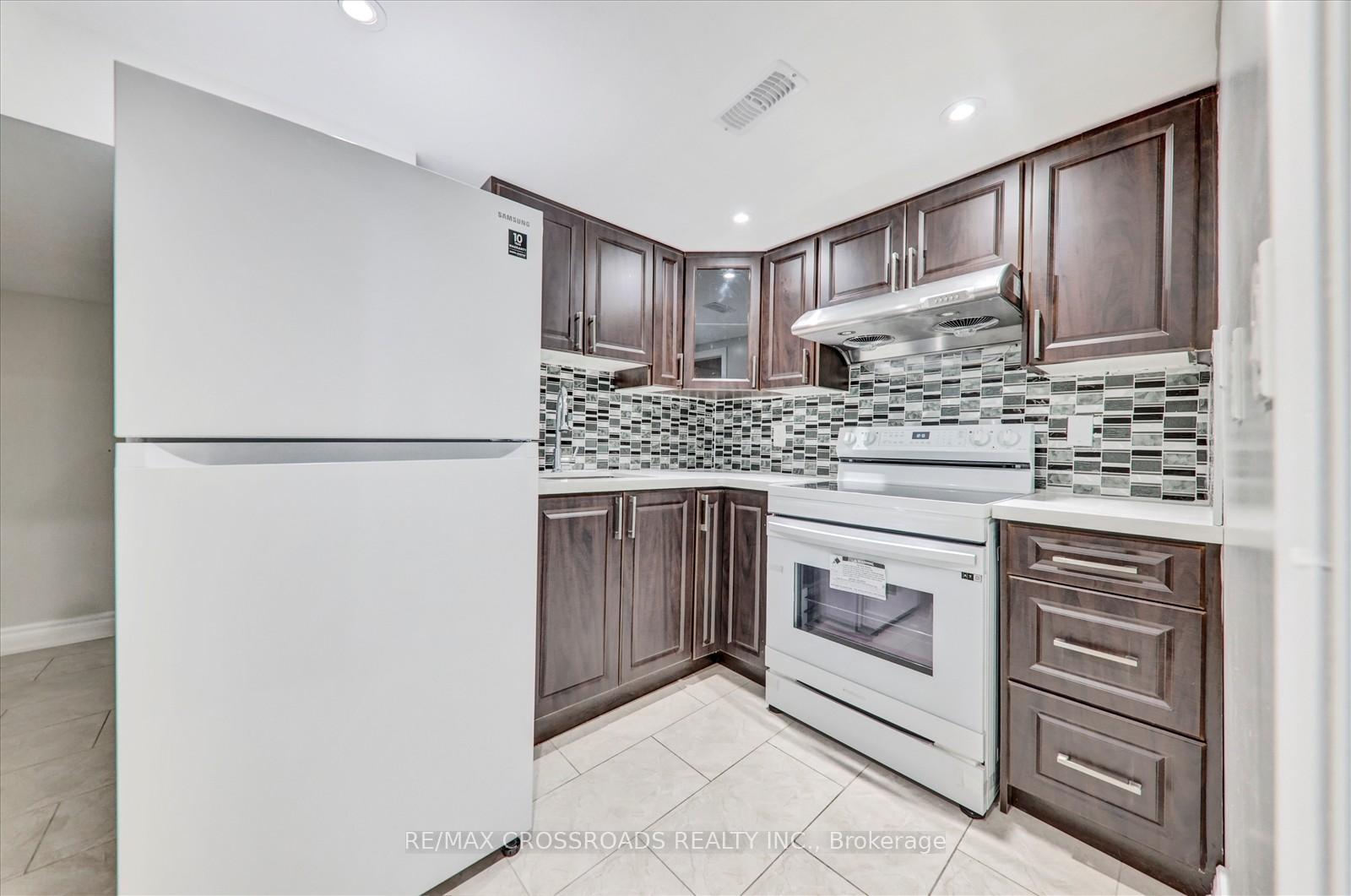 Photo 30 of 31 Benlight Crescent, Scarborough, Woburn — HOMEH