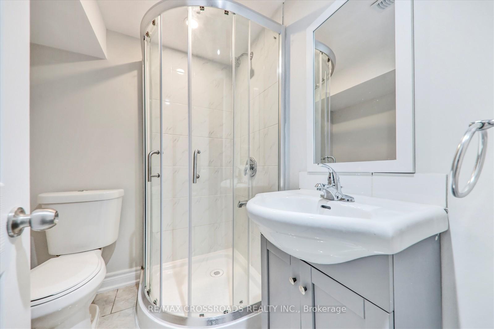 Photo 33 of 31 Benlight Crescent, Scarborough, Woburn — HOMEH