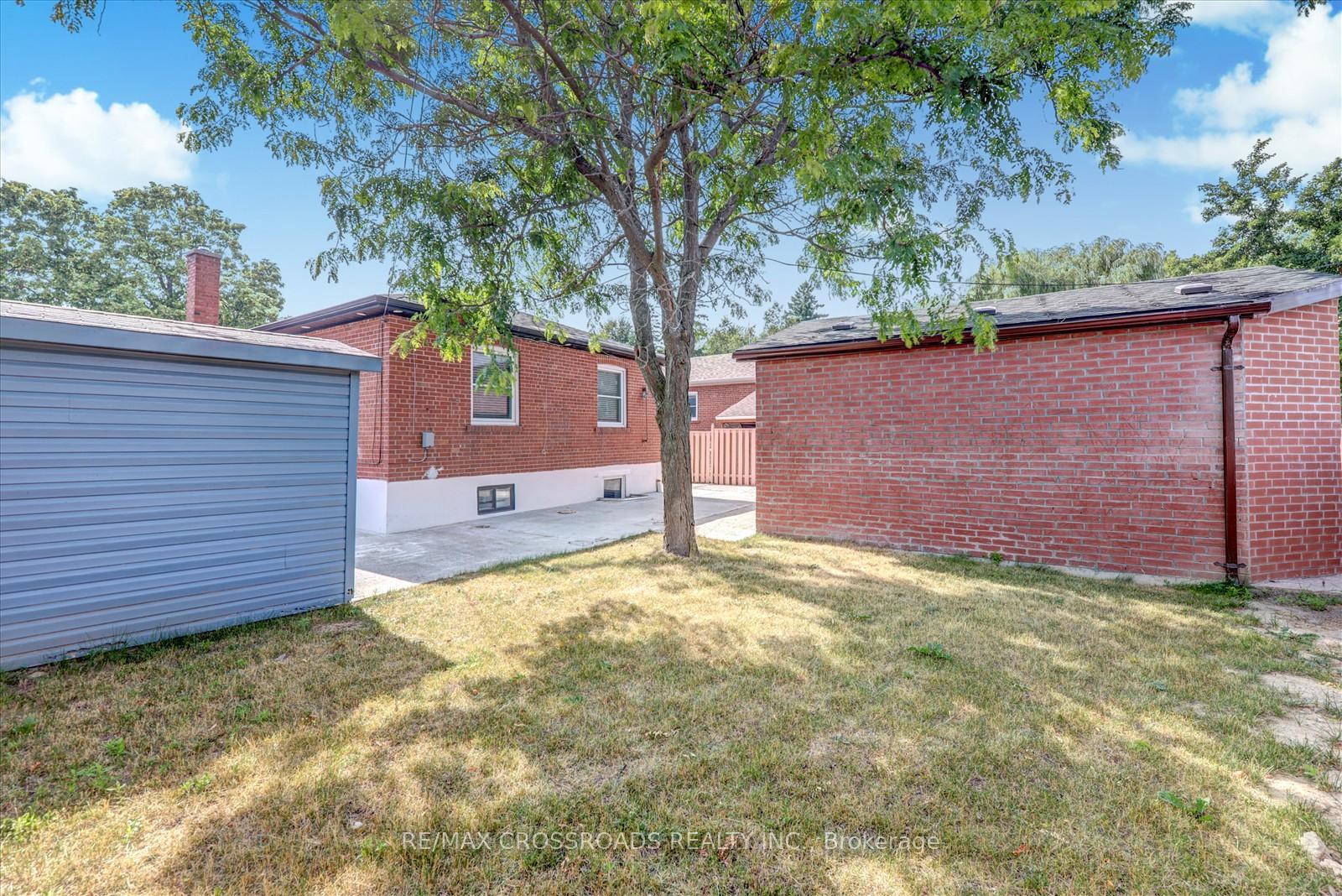 Photo 38 of 31 Benlight Crescent, Scarborough, Woburn — HOMEH
