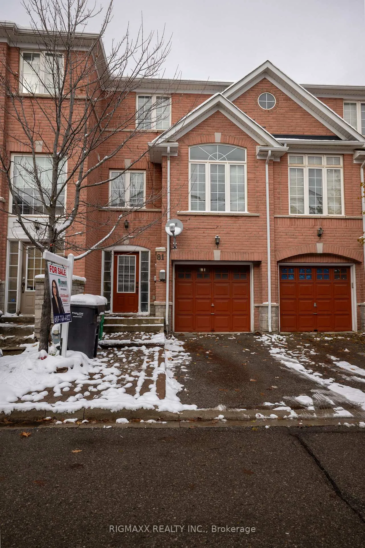 Photo 2 of 81 Bernard Avenue, Brampton, Fletcher's Creek South — HOMEH