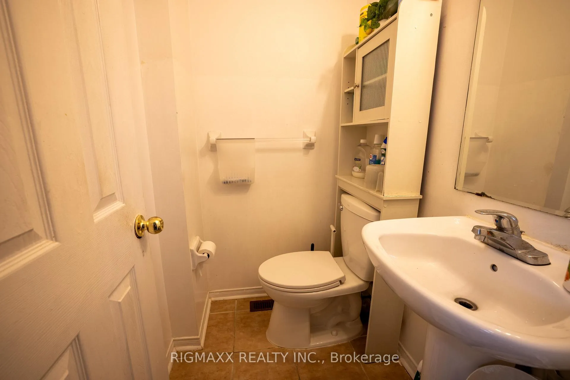 Photo 36 of 81 Bernard Avenue, Brampton, Fletcher's Creek South — HOMEH