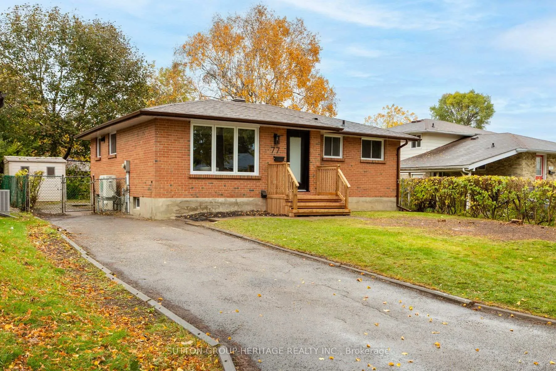 Photo 2 of 77 Claymore Crescent, Oshawa, Eastdale — HOMEH