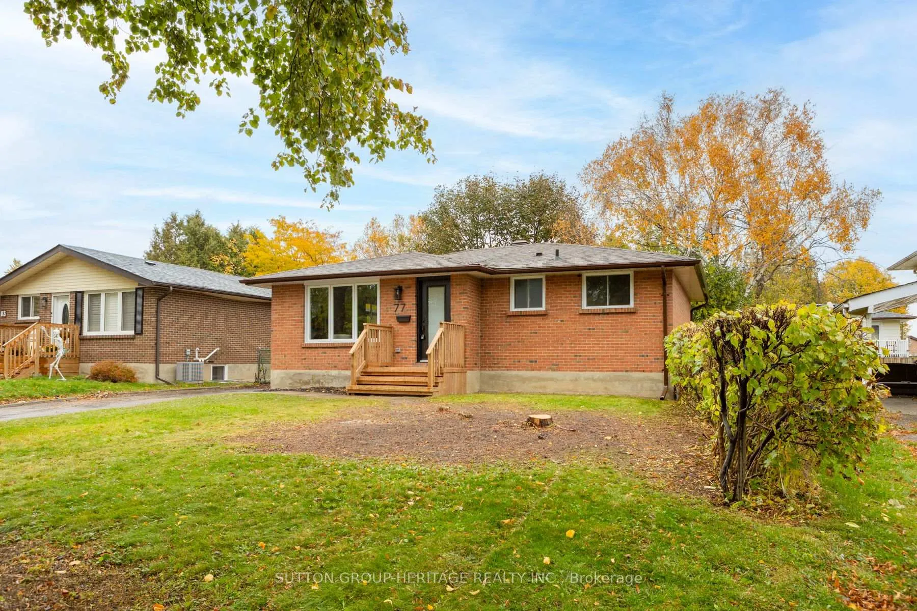 Photo 3 of 77 Claymore Crescent, Oshawa, Eastdale — HOMEH