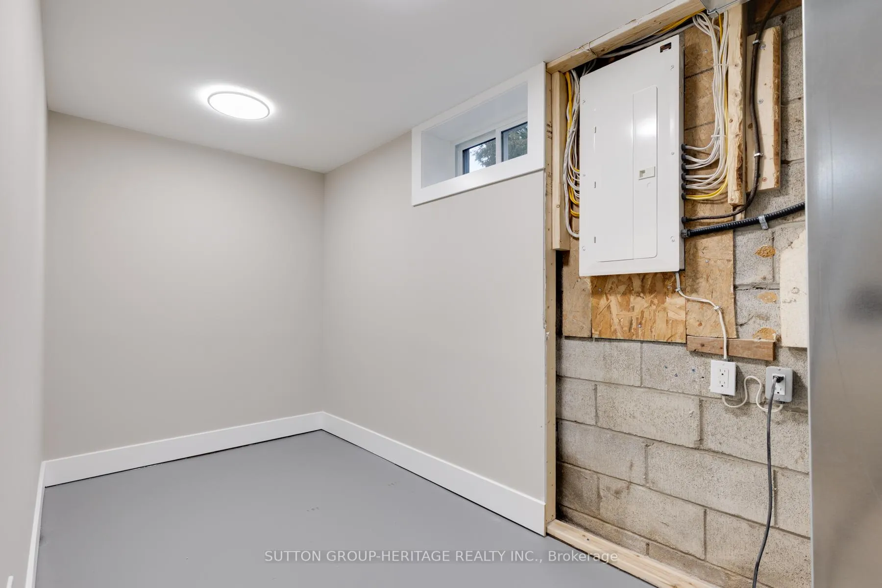 Photo 47 of 77 Claymore Crescent, Oshawa, Eastdale — HOMEH