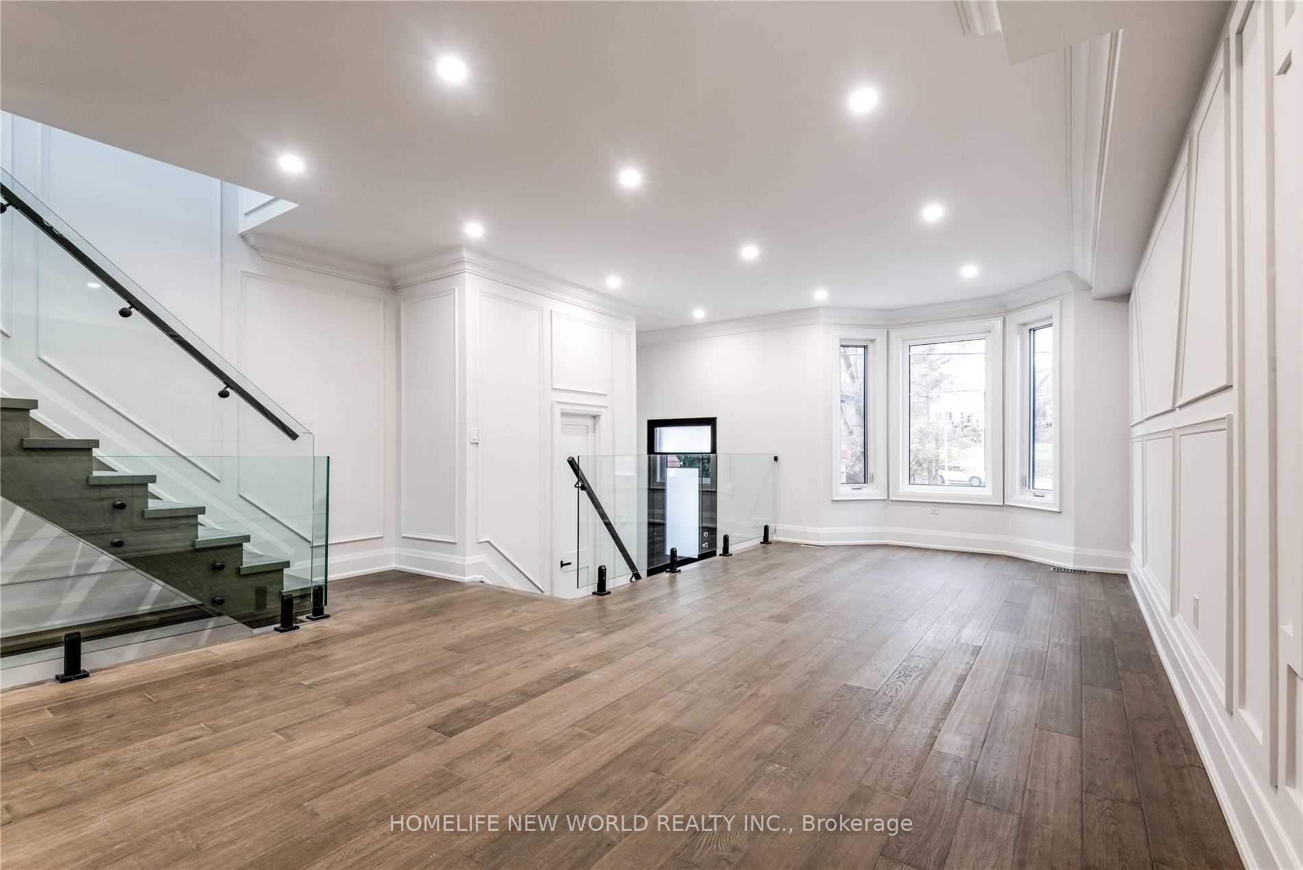 Photo 5 of 195 Danforth Road, Scarborough, Oakridge — HOMEH