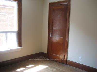 Photo 6 of 16 Holborne Avenue, Toronto, Danforth Village-East York — HOMEH