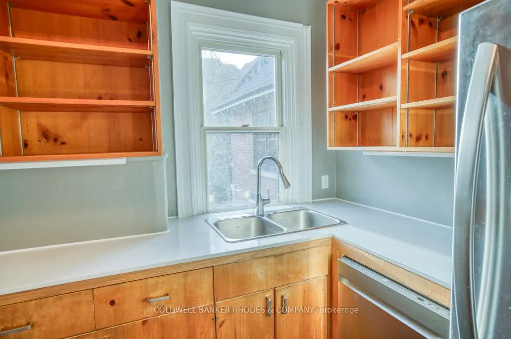 Photo 20 of Unit 1, 8 1/5 Range Road, Ottawa, Sandy Hill — HOMEH