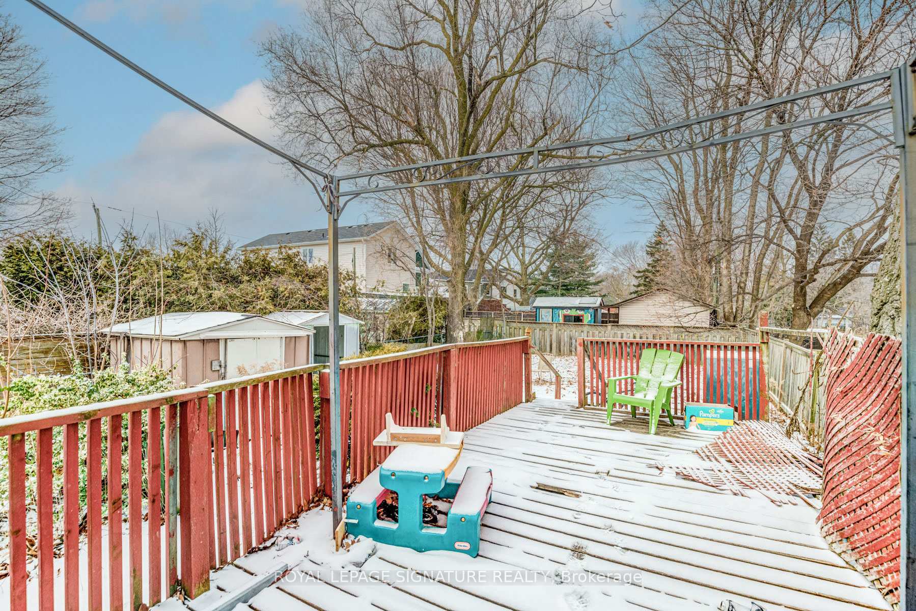 Photo 3 of 30 Freeman Street, Scarborough, Birchcliffe-Cliffside — HOMEH