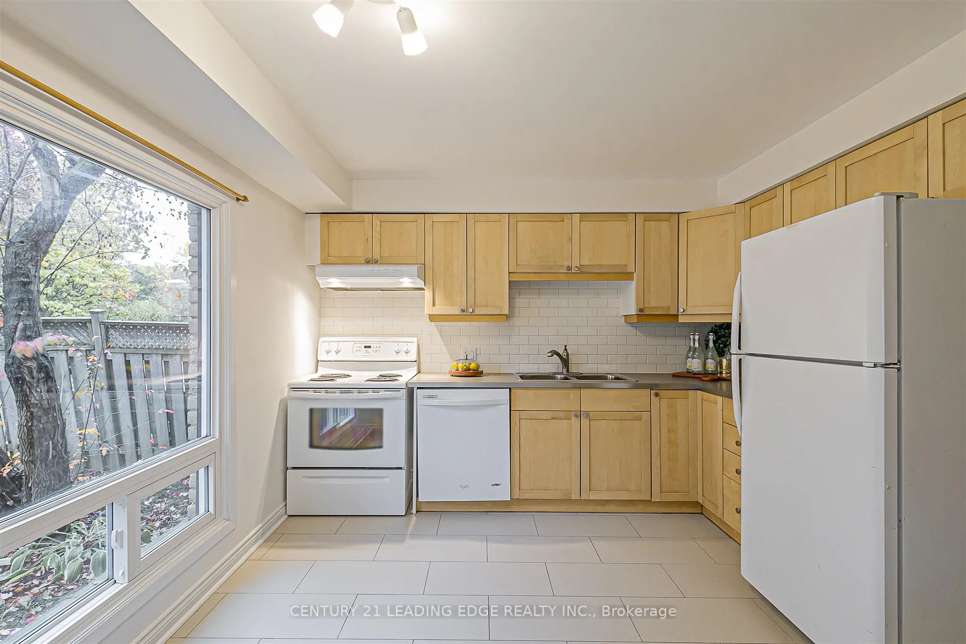 Photo 15 of 65 Karma Road, Markham, Markville — HOMEH