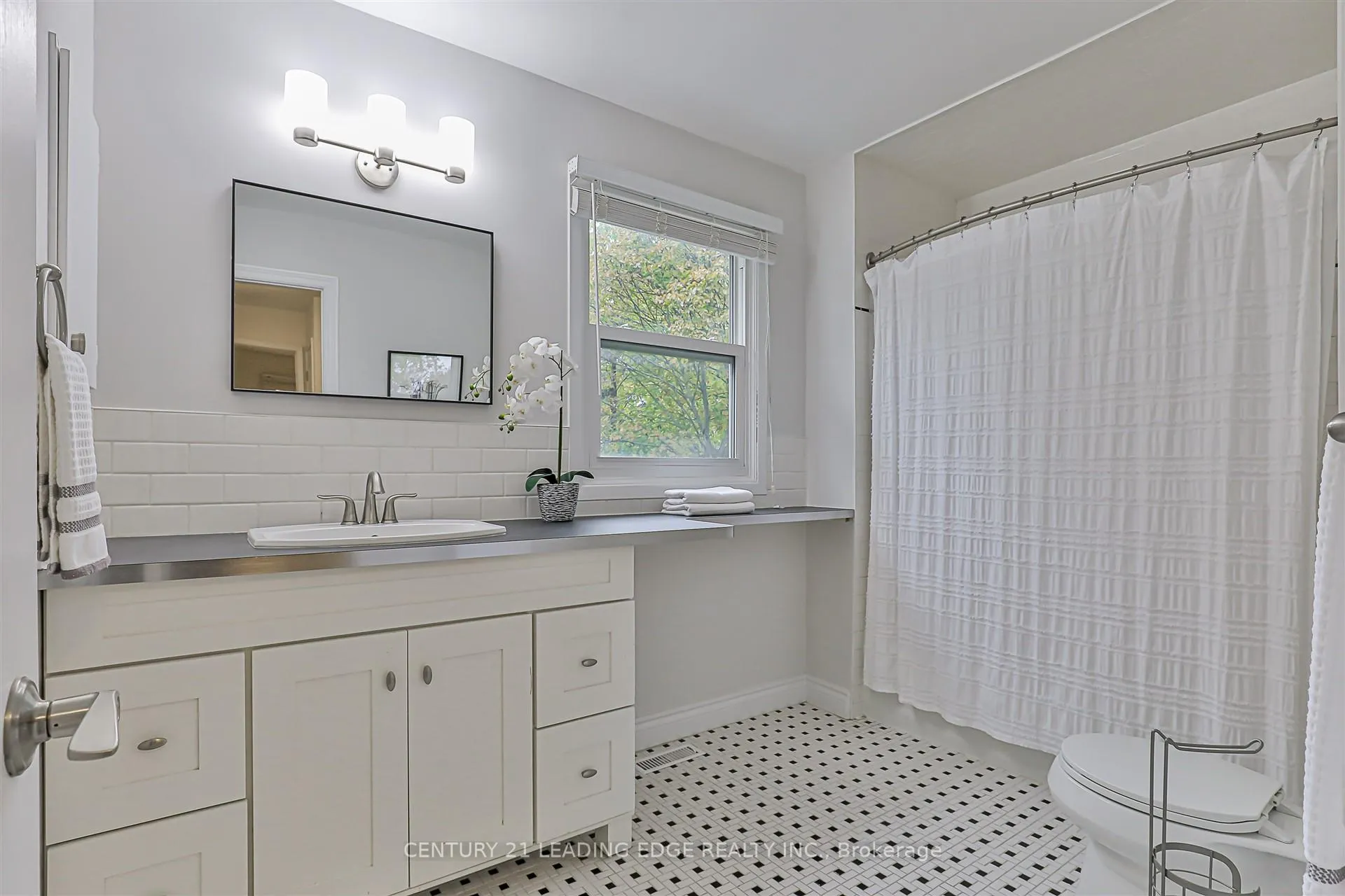 Photo 32 of 65 Karma Road, Markham, Markville — HOMEH